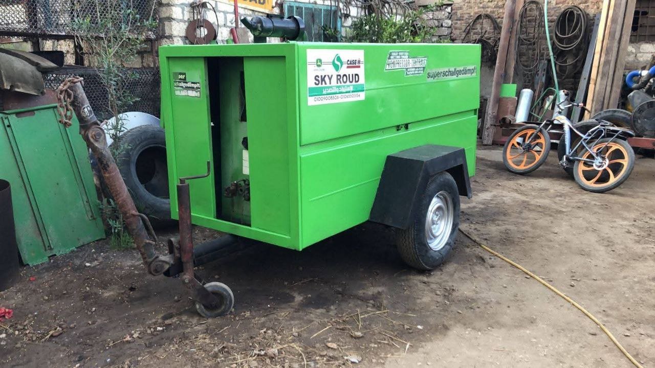 Zentral air compressor for sale in Egypt, Zentral compressor model 2002 available in Mansoura, the best site for selling heavy equipment in Egypt