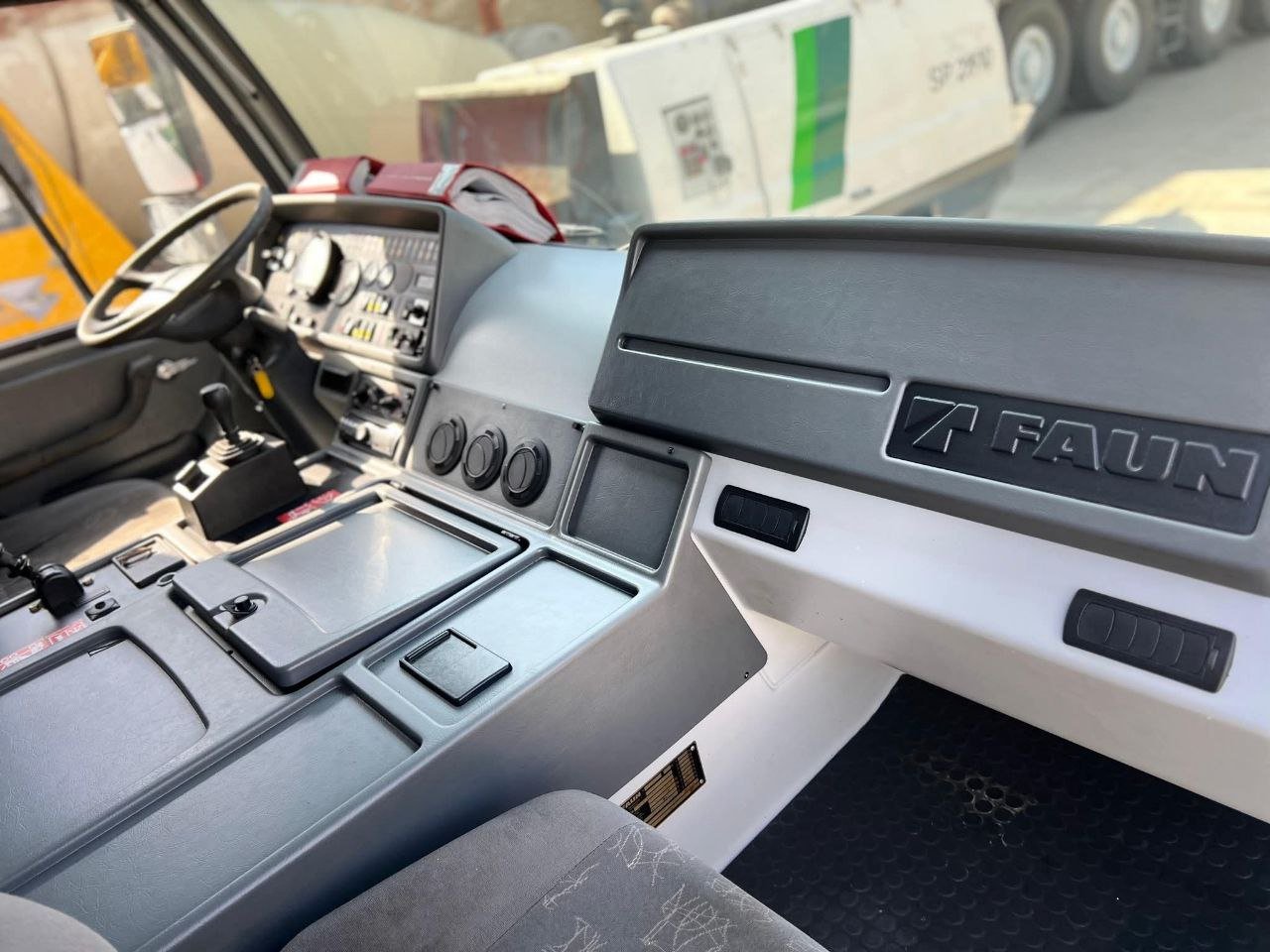 ونش فاون للبيع في مصر، فاون 60 موديل 2010 تواجد المنصورة، افضل موقع لبيع المعدات الثقيلة في مصر