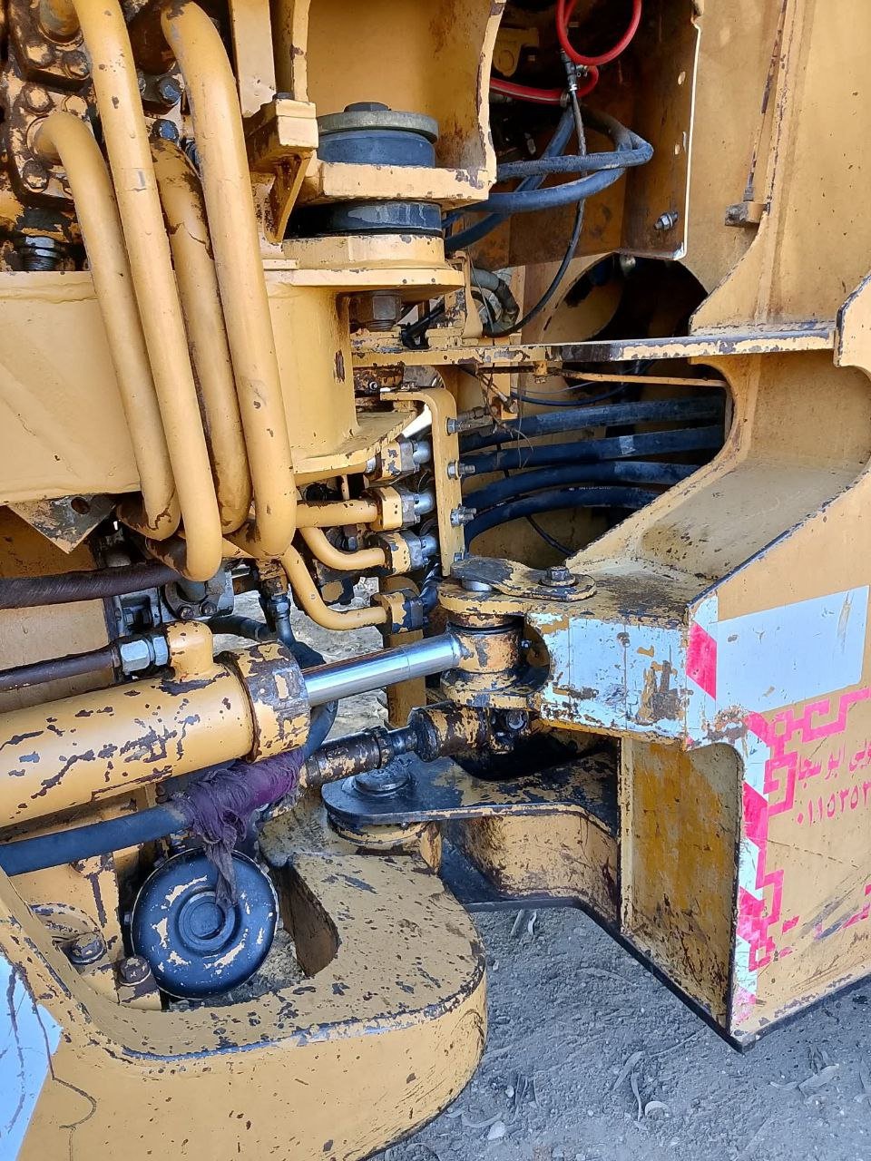 Caterpillar loader for sale in Egypt, Caterpillar 36 model 1886 available in Cairo, the best site for selling heavy equipment in Egypt