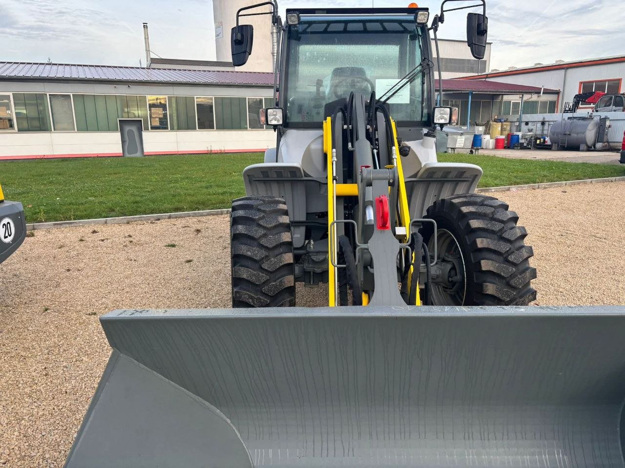 Kramer loader for sale in Egypt, Kramer 8115 model 2023 located in Mansoura, the best website for selling trucks and heavy equipment in Egypt