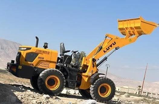 Luyu loader for sale in Egypt, Luyu 938 model 2014 located in Mansoura, the best site for selling trucks and heavy equipment in Egypt