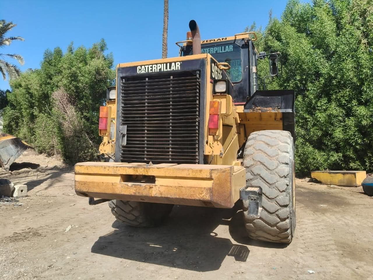 لودر كاتيربلر للبيع في مصر,  كاتيربلر 966 موديل 1993 تواجد الجيزة, أفضل موقع لبيع الشاحنات والمعدات الثقيلة في مصر