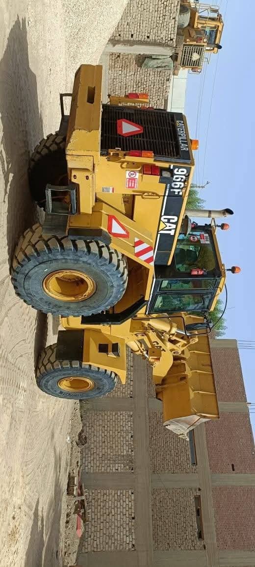 لودر كاتيربلر للبيع في مصر,  كاتيربلر 966F موديل 1999 تواجد القاهرة, أفضل موقع لبيع الشاحنات والمعدات الثقيلة في مصر