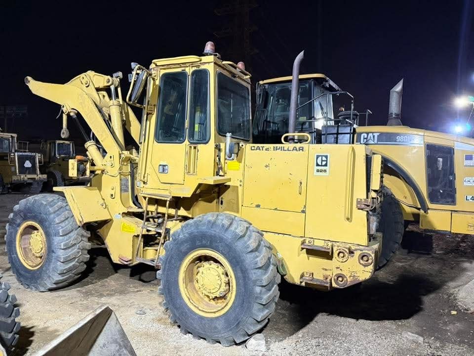 Caterpillar loader for sale in Egypt, Caterpillar 926 model 1990 located in Cairo, the best site for selling trucks and heavy equipment in Egypt