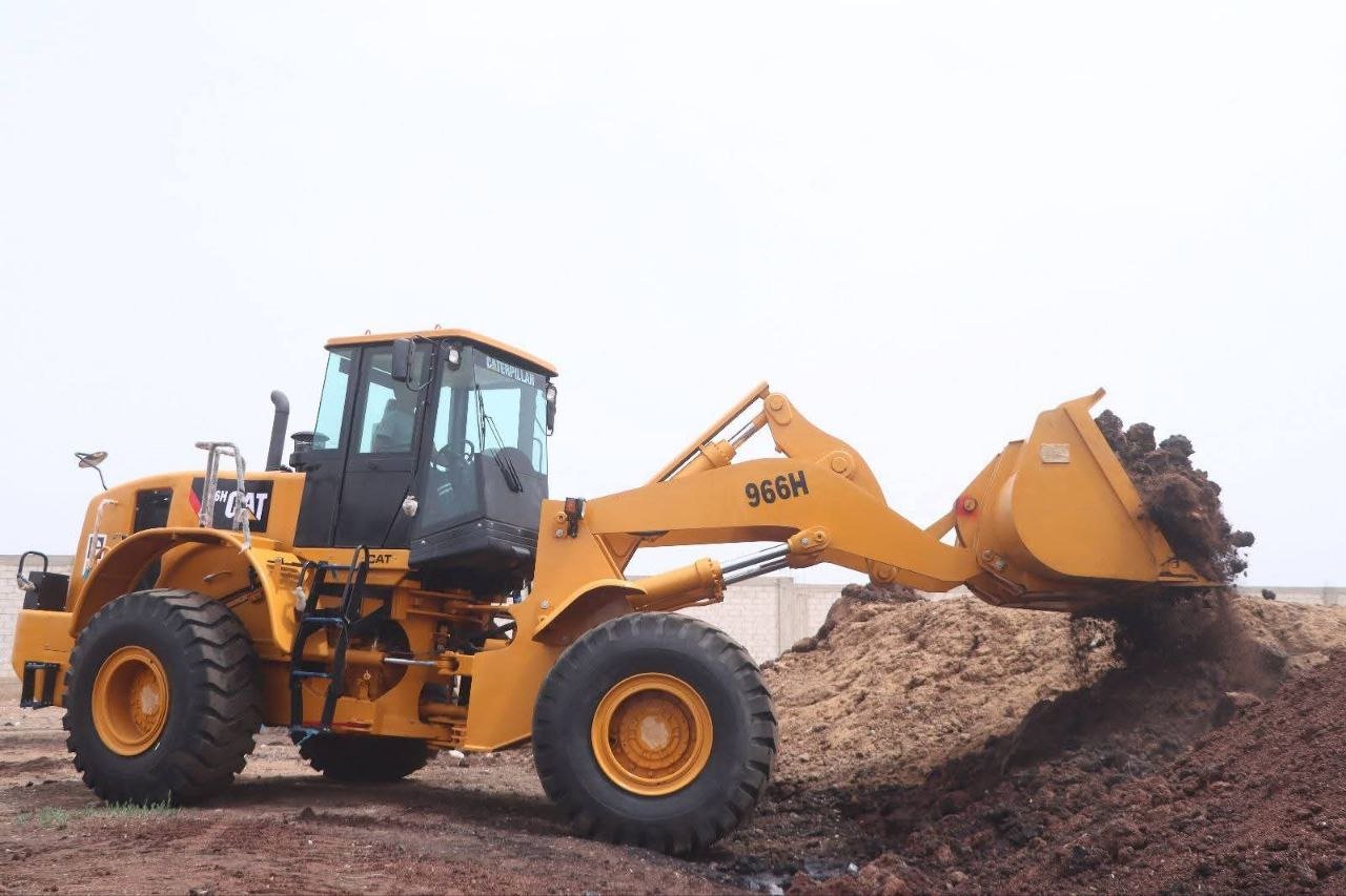 Caterpillar loader for sale in Port Said, Caterpillar 966H model 1998 available in Por Said, the best site for selling trucks and heavy equipment in Egypt