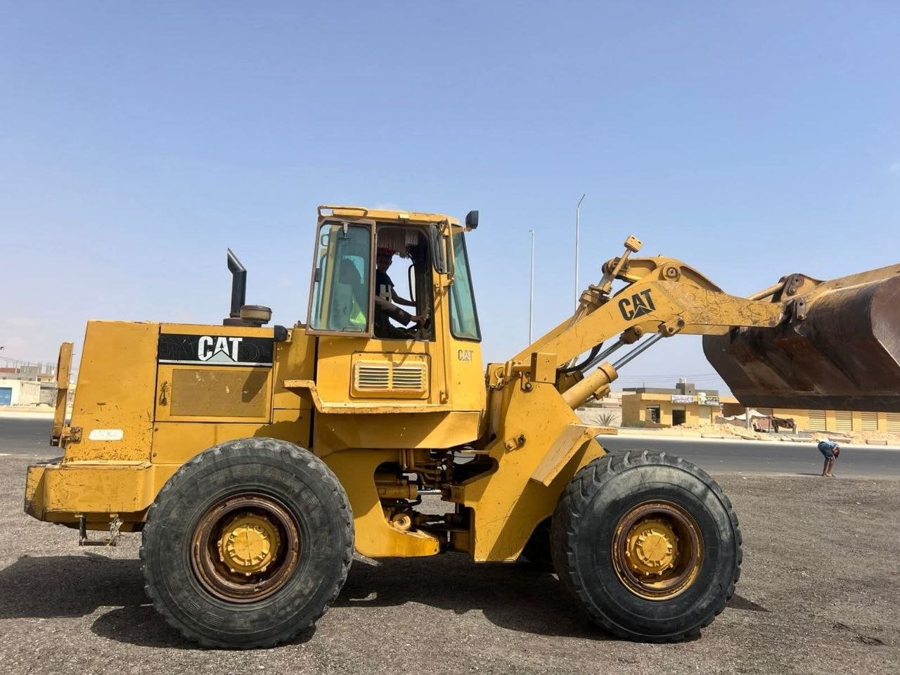 Caterpillar loader for sale in Assiut, Caterpillar 936 model 1990 available in Assiut, the best site for selling trucks and heavy equipment in Egypt