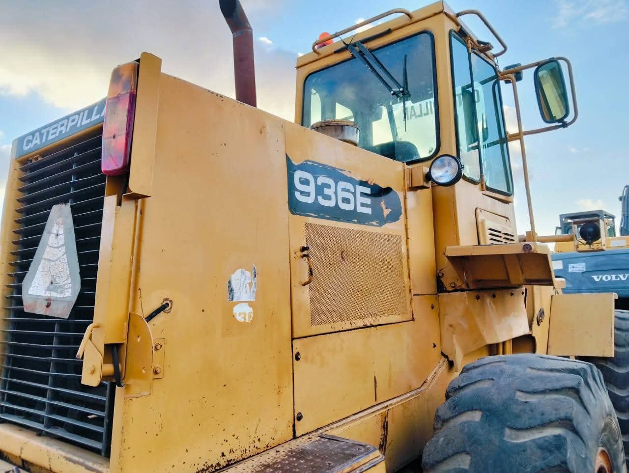 Caterpillar loader for sale in Assiut, Caterpillar 936E model 1987 available in Assiut, the best site for selling trucks and heavy equipment in Egypt