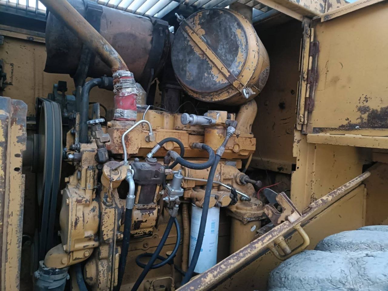 كبود كاتيربلير للبيع في دمنهور, كاتيربلير 50E موديل 1988 تواجد دمنهور, أفضل موقع لبيع الشاحنات والمعدات الثقيلة في مصر