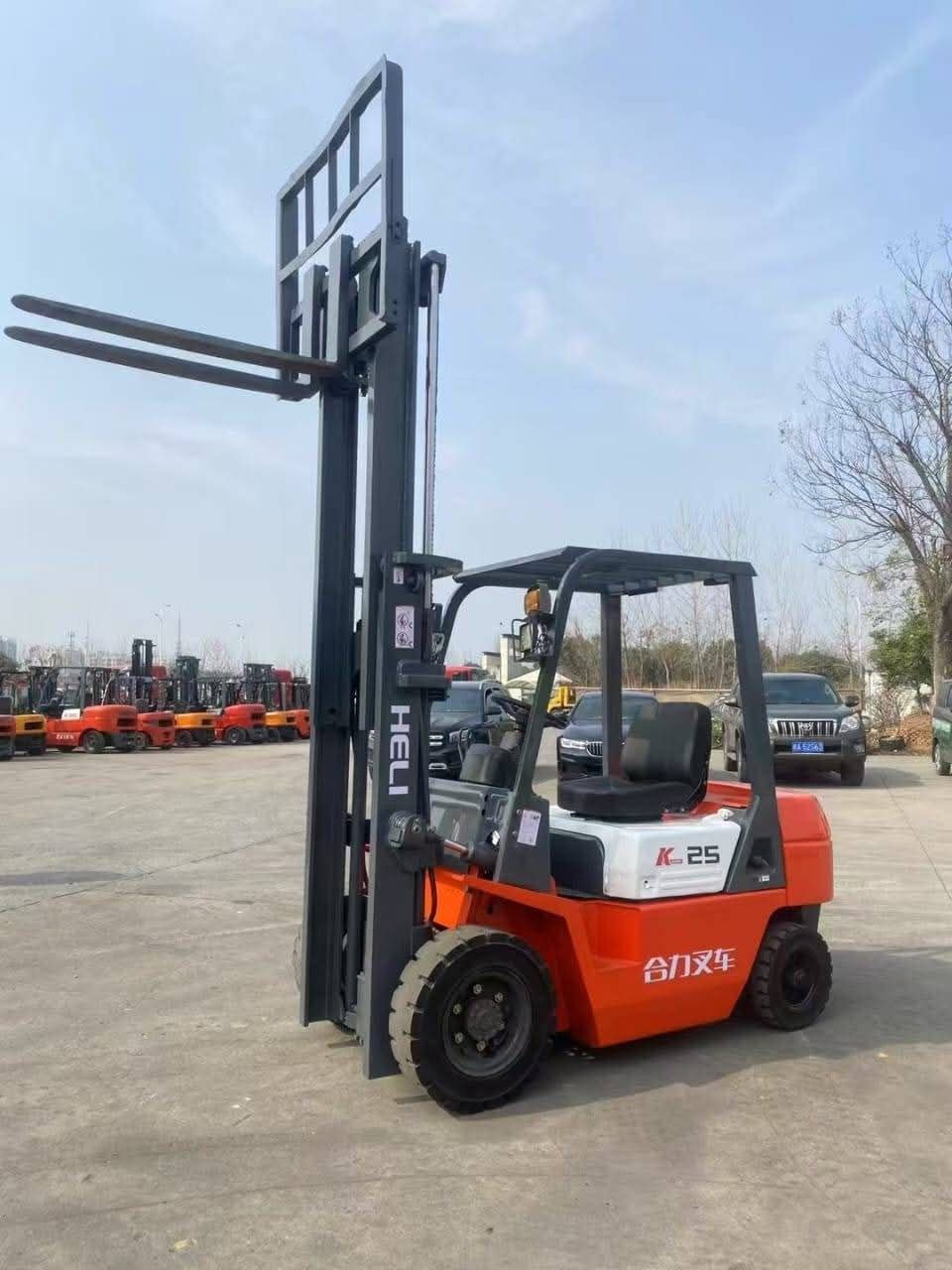 كلارك HELI للبيع في طنطا, HELI 25 موديل 2018 تواجد طنطا, أفضل موقع لبيع الشاحنات والمعدات الثقيلة في مصر