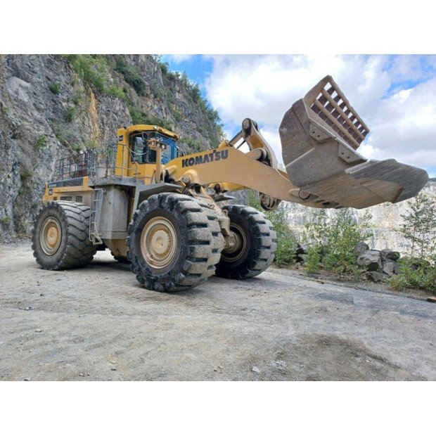 لودر Komatsu WA800-3 للبيع, Komatsu WA800-3 موديل 2006 استيراد من اوروبا, أفضل موقع لبيع الشاحنات والمعدات الثقيلة في مصر