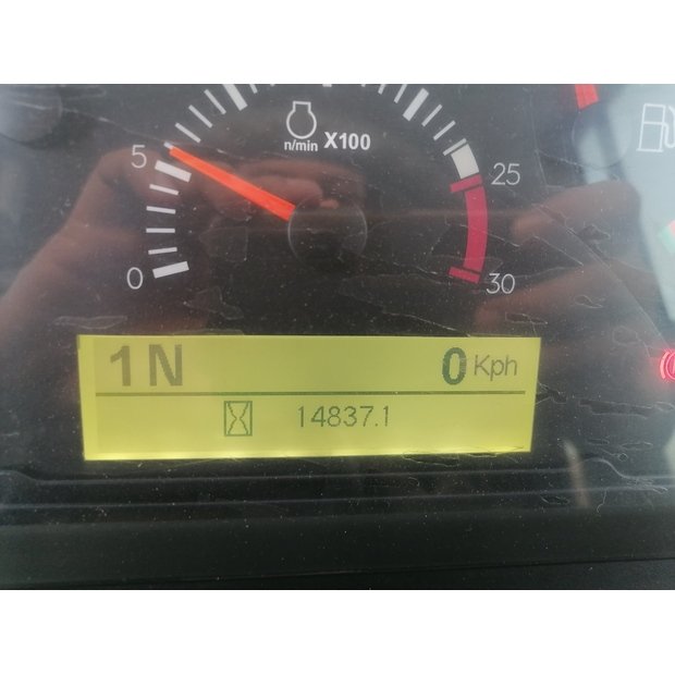 Caterpillar 966H loader for sale, Caterpillar 966H model 2014 imported from Europe, the best site for selling trucks and heavy equipment in Egypt