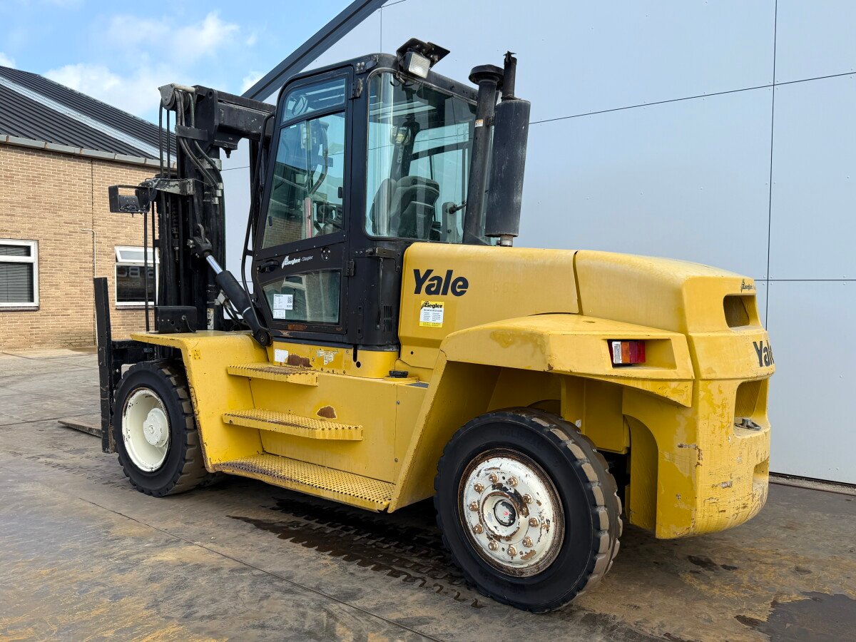 Yale GDP120DB forklift for sale, Yale GDP120DB model 2007 imported from Europe, the best site for selling trucks and heavy equipment in Egypt