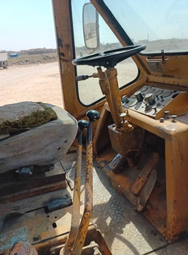 Caterpillar loader for sale, Caterpillar 950 model 1978 located in Assiut, the best site for selling trucks and heavy equipment in Egypt