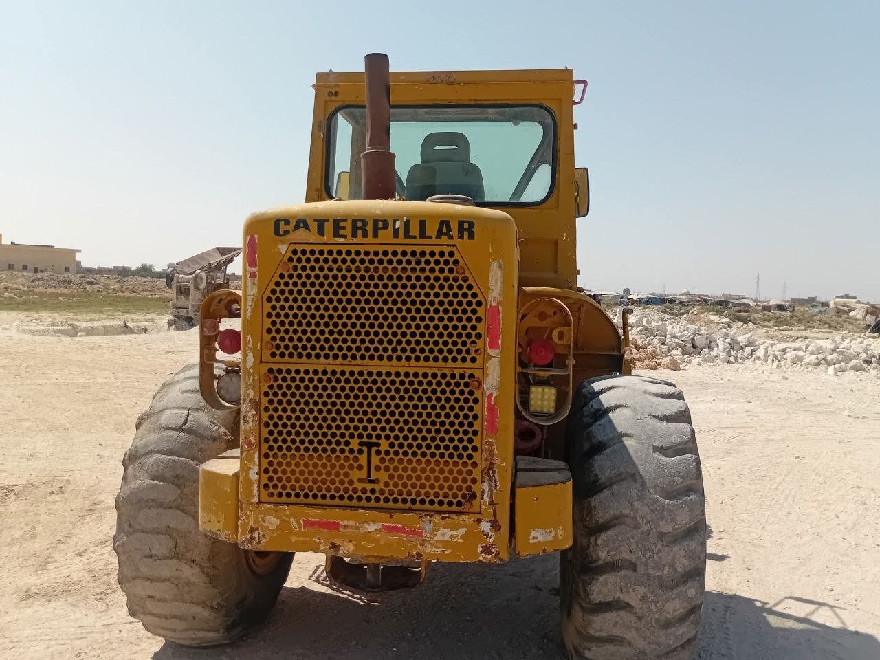 Caterpillar loader for sale, Caterpillar 950 model 1978 located in Assiut, the best site for selling trucks and heavy equipment in Egypt