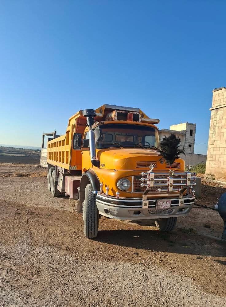 Mercedes Truck for sale, Mercedes 160 model 1970 located in Giza, the best website for selling trucks and heavy equipment in Egypt