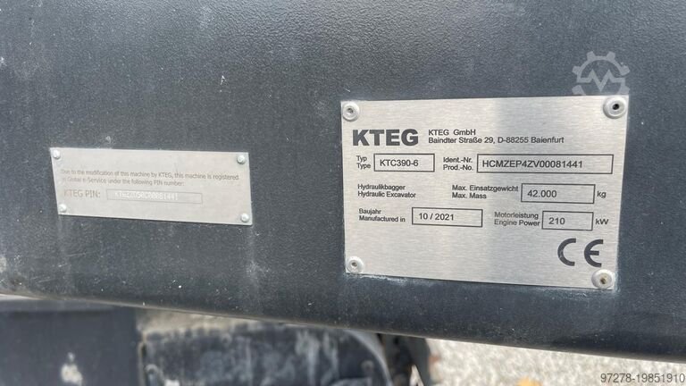 Hitachi excavator for sale, Hitachi ZX 390 model 2020 imported from Europe, the best website for selling trucks and heavy equipment in Egypt