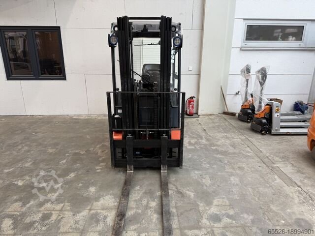 Forklift Toyota for sale, 2015 Toyota FBEST model imported from Europe, the best site for selling trucks and heavy equipment in Egypt