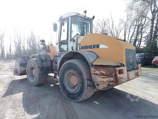 Liebherr loader for sale, Liebherr L538 model 2006 imported from China, the best site for selling trucks and heavy equipment in Egypt