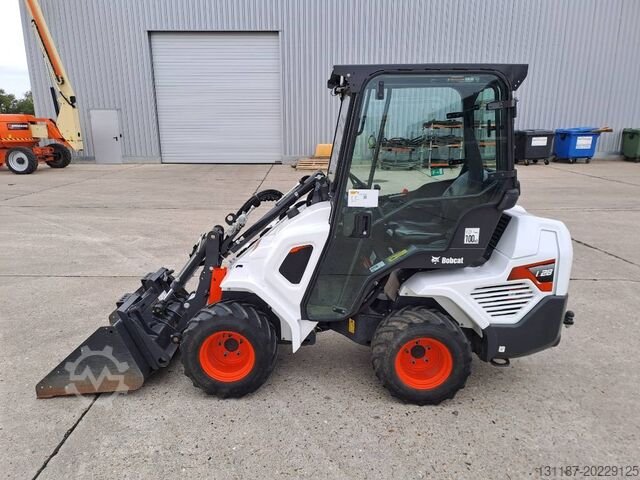 Bobcat L28 for sale, Bobcat L28 model 2021 imported from China, the best site for selling trucks and heavy equipment in Egypt