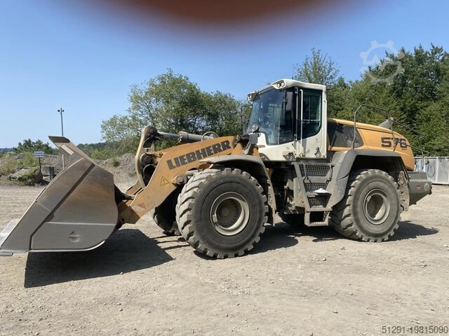 Liebherr loader for sale, Liebherr L576 model 2019 imported from China, the best site for selling trucks and heavy equipment in Egypt