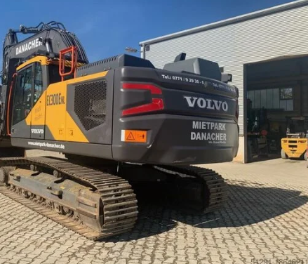 Volvo excavator for sale, Volvo EC300ENL model 2021 imported from Europe, the best site for selling trucks and heavy equipment in Egypt
