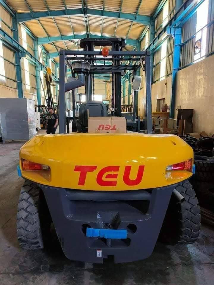 كلارك TEU للبيع في الاسكندرية,  TEU 50 موديل 2006 تواجد الاسكندرية, أفضل موقع لبيع الشاحنات والمعدات الثقيلة في مصر