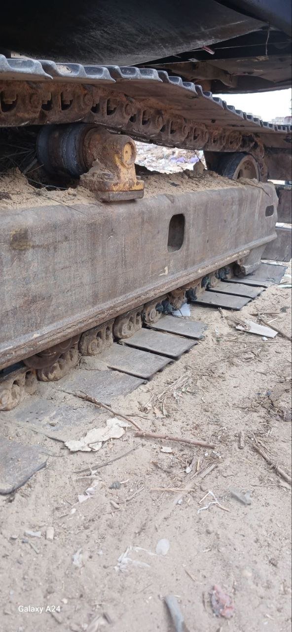 Komatsu excavator for sale in Cairo, Komatsu PC60 model 2010 available in Cairo, the best site for selling trucks and heavy equipment in Egypt