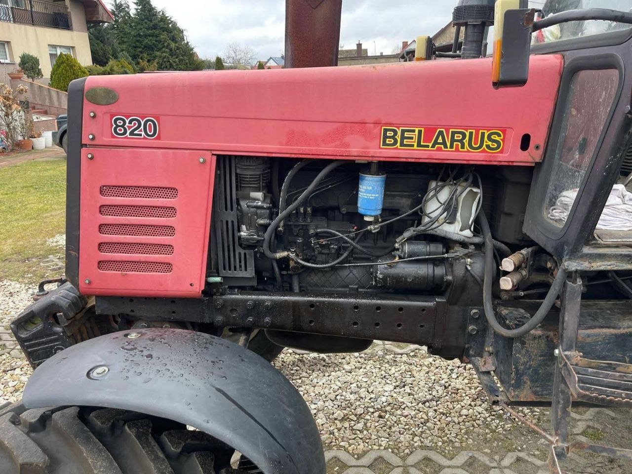 Belarus tractor for sale in Cairo, Belarus 820 model 2011 located in Giza, the best site for selling trucks and heavy equipment in Egypt