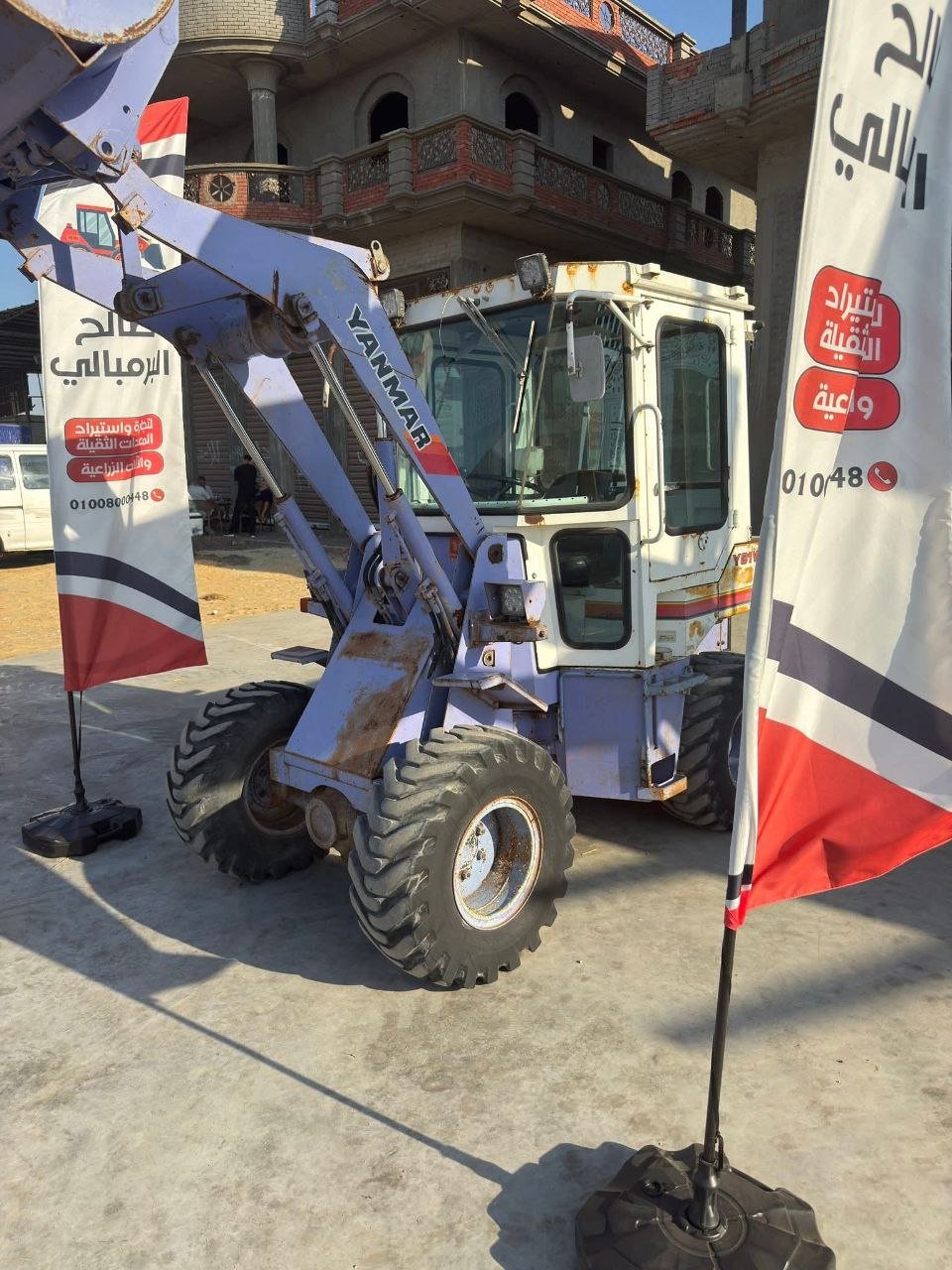 Yanmar excavator for sale in Mansoura, Yanmar 32, 2002 model, located in Mansoura. The best site for selling trucks and heavy equipment in Egypt.
