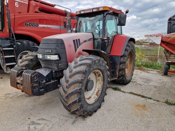 Case tractor for sale in Cairo, Case 1190 model 2006 available in Cairo, the best site for selling trucks and heavy equipment in Egypt
