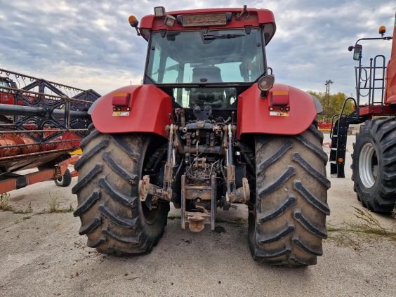 Case tractor for sale in Cairo, Case 1190 model 2006 available in Cairo, the best site for selling trucks and heavy equipment in Egypt