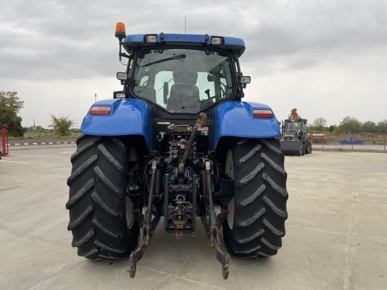 New Holland tractor for sale in Cairo, New Holland 1190 model 2006 located in Cairo, the best site for selling trucks and heavy equipment in Egypt