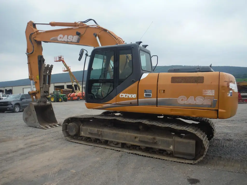 CASE excavator for sale in Giza, CASE CX210BN model 2009, located in Giza, the best site for selling trucks and heavy equipment in Egypt
