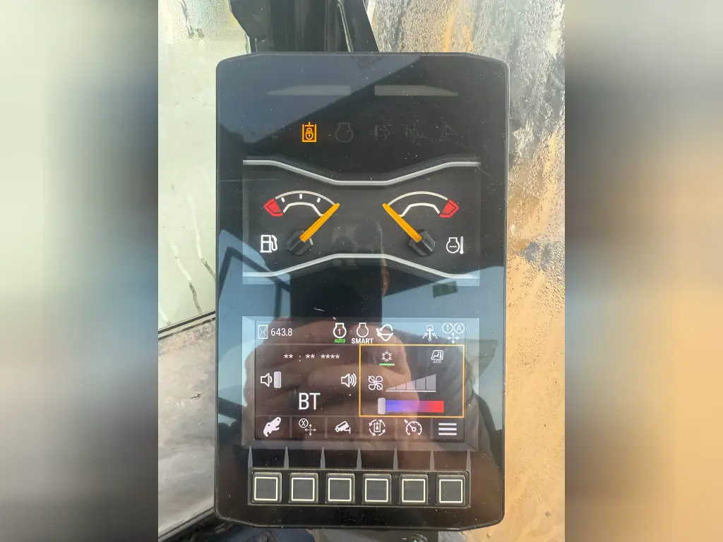 حفار Caterpillar للبيع في الجيزة, Caterpillar 308ccrs موديل 2020 تواجد الجيزة, أفضل موقع لبيع الشاحنات والمعدات الثقيلة في مصر