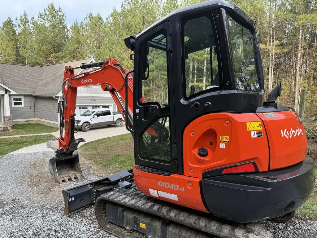 حفار KUBOTA للبيع في الجيزة, KUBOTA KX040-4R3Ts موديل 2021 تواجد الجيزة, أفضل موقع لبيع الشاحنات والمعدات الثقيلة في مصر