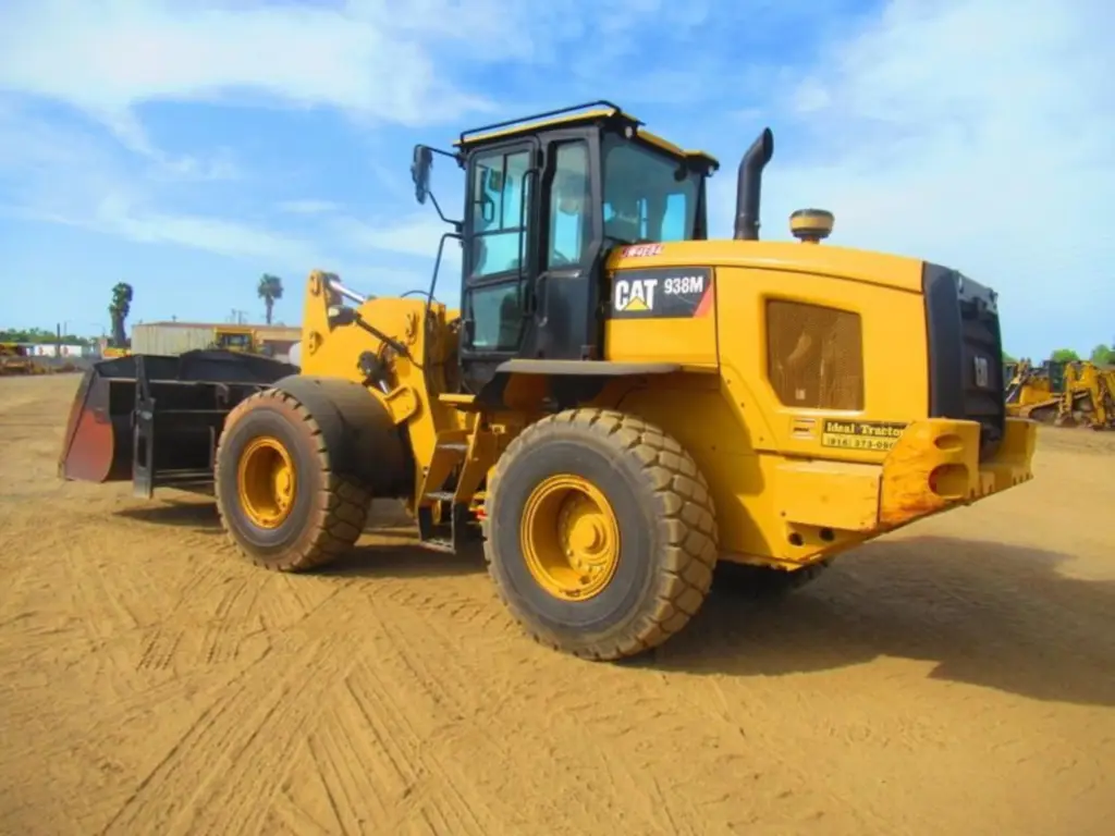 CATERPILLAR loader for sale in Cairo, CATERPILLAR 938Ms model 2019 located in Cairo, the best site for selling trucks and heavy equipment in Egypt
