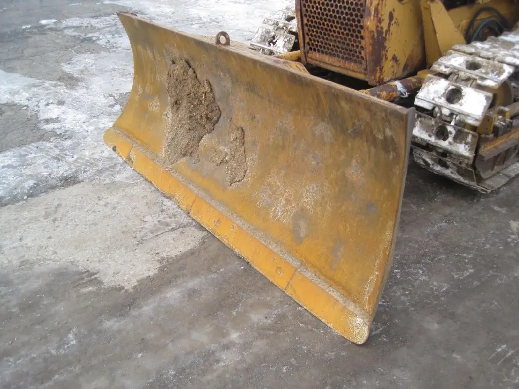 DRESSER bulldozer for sale in Mansoura, DRESSER TD7Hs model 1994 located in Mansoura, the best site for selling trucks and heavy equipment in Egypt