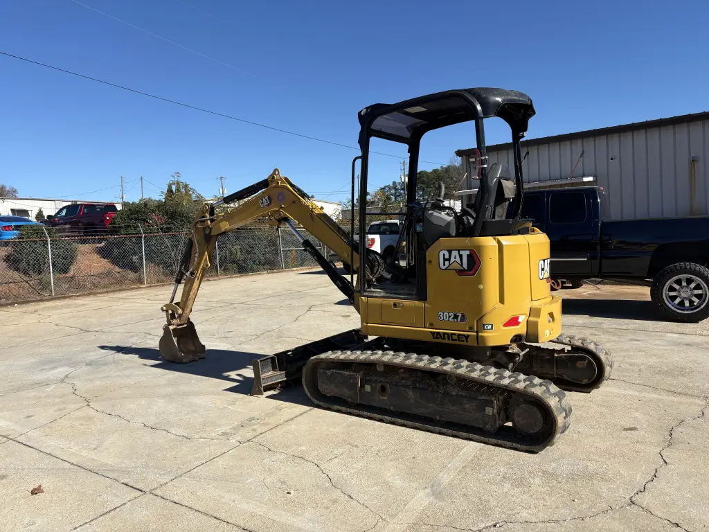 CATERPILLAR excavator for sale in Cairo, CATERPILLAR 302s model 2021, located in Cairo, the best site for selling trucks and heavy equipment in Egypt