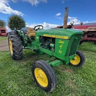 DEERE tractor for sale in Cairo, DEERE 2010 model 1963 available in Cairo, the best site for selling trucks and heavy equipment in Egypt