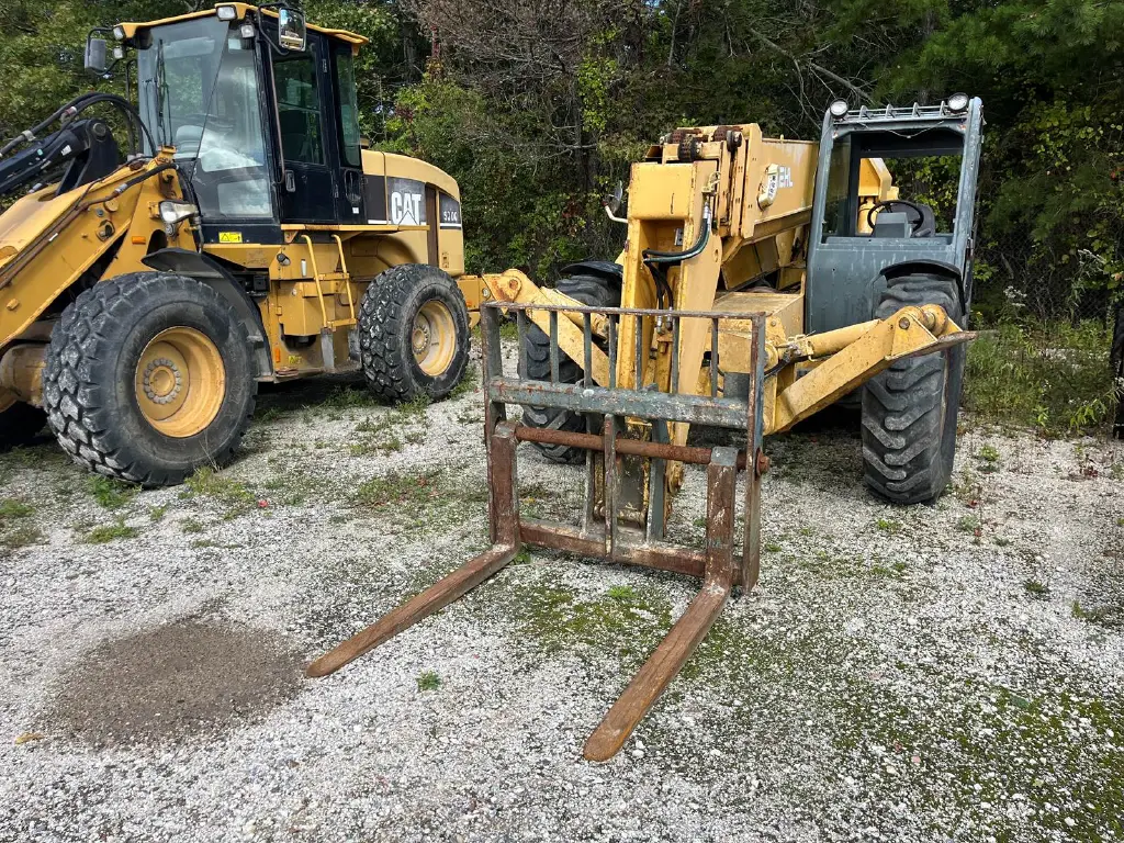 Gehl Telehandlers for sale in Cairo, Gehl DL1155Hs model 2016 available in Cairo, the best site for selling trucks and heavy equipment in Egypt