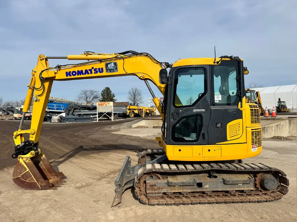 Komatsu excavator for sale in Assiut, Komatsu PC78US model 2018 located in Assiut, the best site for selling trucks and heavy equipment in Egypt