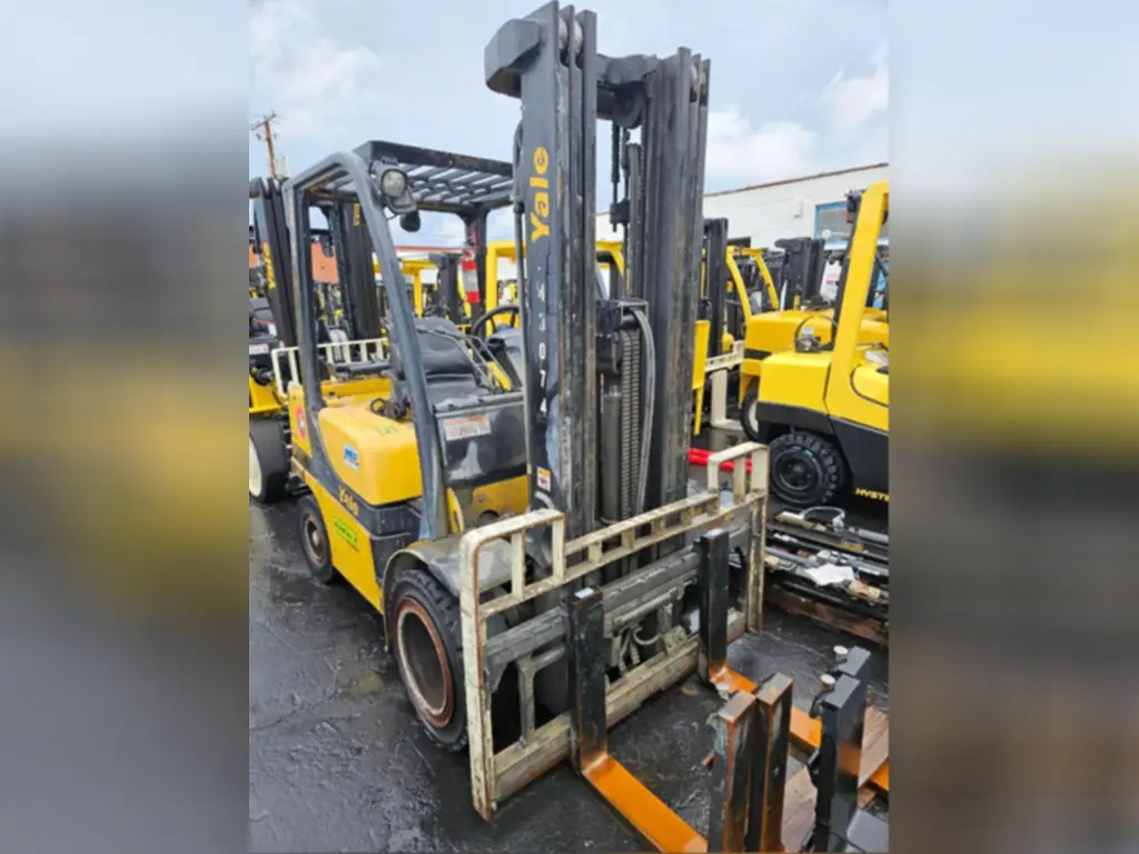 Yale forklift for sale in Cairo, Yale GLP060VX model 2014 located in Cairo, the best site for selling trucks and heavy equipment in Egypt