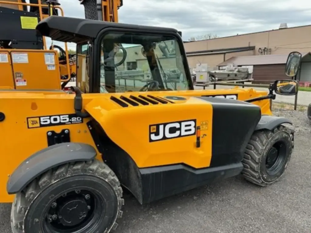 JCB telehandler for sale in Cairo, JCB 505 model 2024 available in Cairo, the best site for selling trucks and heavy equipment in Egypt.