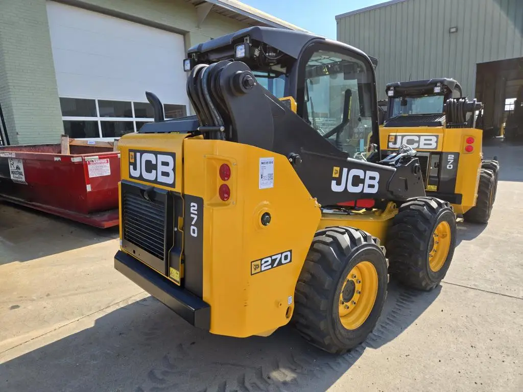 بوبكات,سكيد لودر JCB للبيع في المنصورة, JCB 270s موديل 2025 تواجد المنصورة, أفضل موقع لبيع الشاحنات والمعدات الثقيلة في سوريا